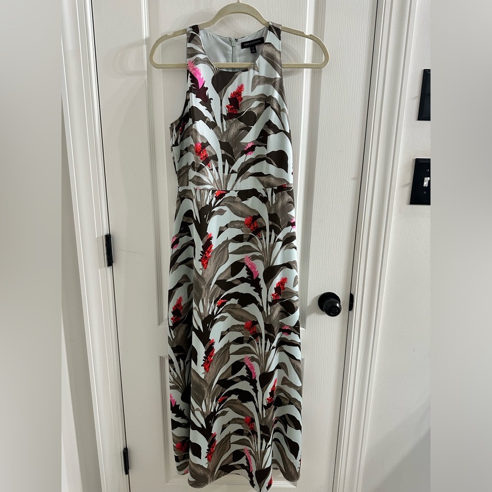 Banana Repulic Mid Length Tropical Floral Print Sleeveless Scoopneck - Size 2P